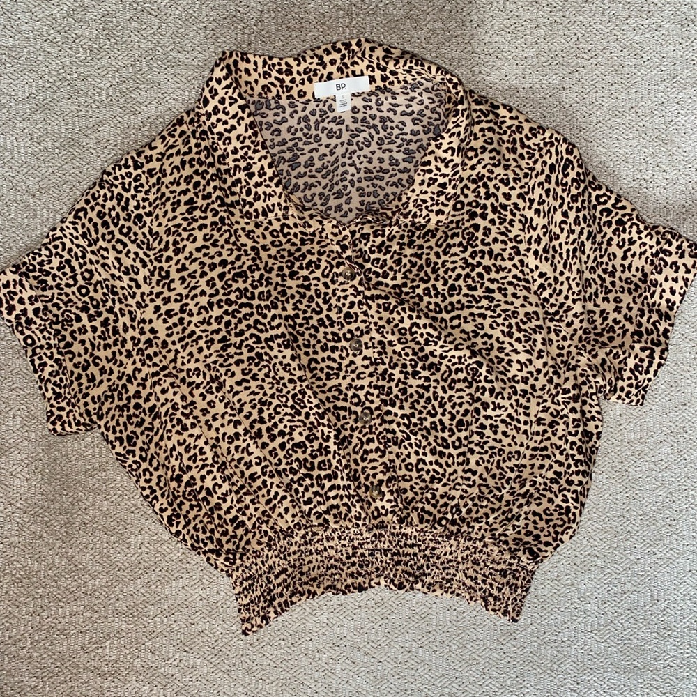 Cropped colored top